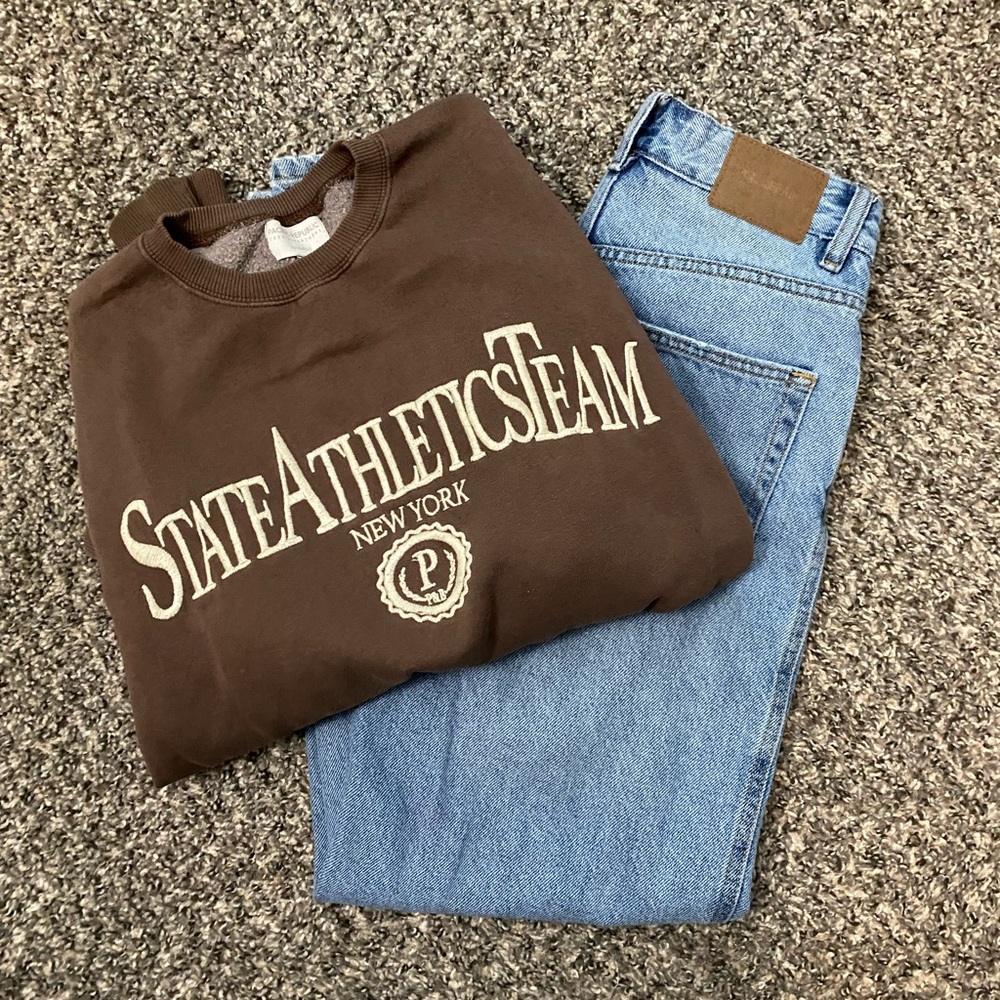 Embroidered Sweatshirt and jeans